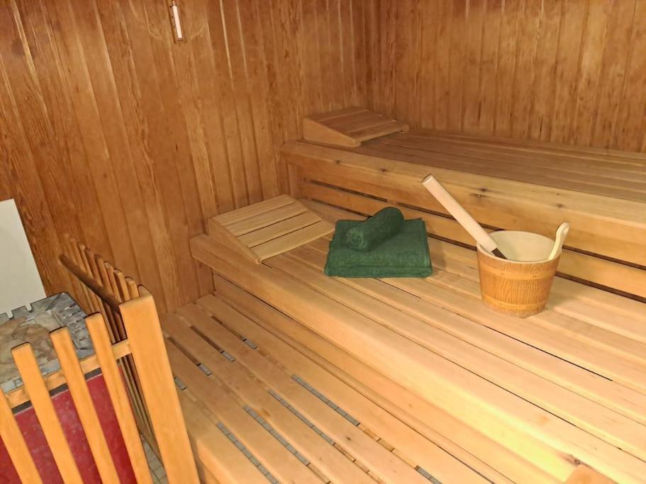 Schwarzwald-Traum Mit Pool Und Sauna Unterkirnach ภายนอก รูปภาพ
